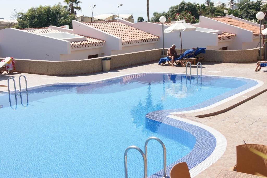 Island Village Playa de las Américas Extérieur photo