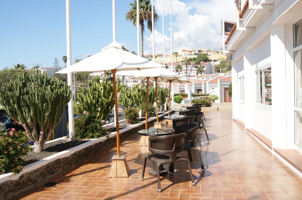 Island Village Playa de las Américas Extérieur photo