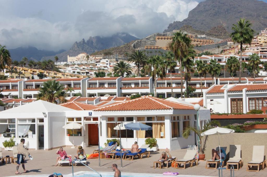 Island Village Playa de las Américas Extérieur photo